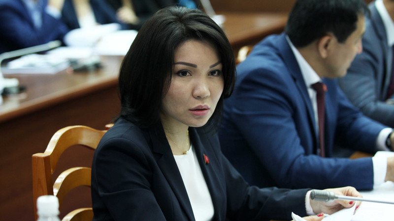 Депутат: Автодилеры жалуются на уменьшение объема продаж после снижения таможенных пошлин на ввоз авто для физлиц &mdash; Tazabek