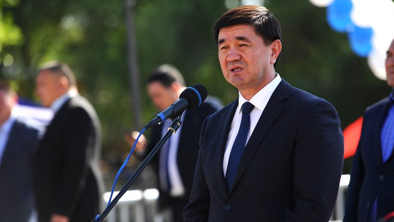 В правительстве задумались над восстановлением шелкопрядильной фабрики в Оше &mdash; Tazabek