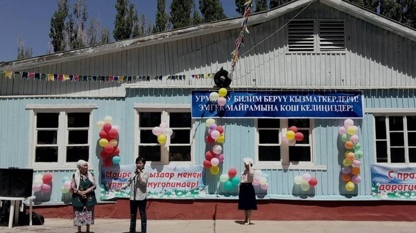 «Асыл» пансионатындагы чыр-чатак: Мүлк фонду мугалимдерге бергиси келсе, университет менчиги экенин жарыялады