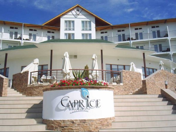 Депутат А.Турсунбаев назвал постыдной оценку пансионата &laquo;Каприз&raquo; в 2 млн сомов &mdash; Tazabek