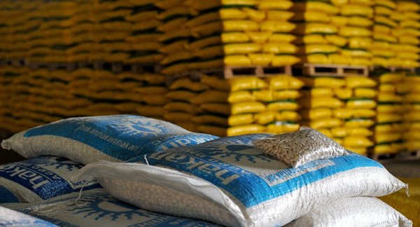 Минсельхозу выделяется 5 млрд сомов в год и нет сдвигов, это все из-за неправильной политики в министерстве, - депутат &mdash; Tazabek