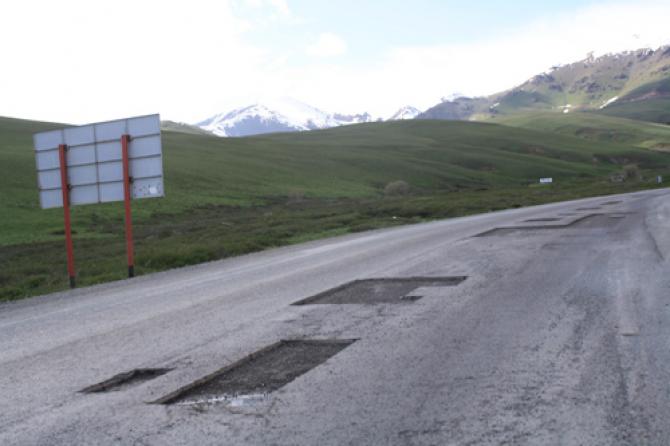 Совет обороны выявил 10 зон с коррупционными рисками в дорожно-строительной сфере &mdash; Tazabek