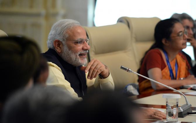 Вступление КР в ЕАЭС &mdash; хорошая возможность вывести торговые отношения на новый уровень, - премьер Индии &mdash; Tazabek