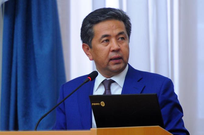 По прогнозным показателям промышленности Бишкек отстал от многих регионов Кыргызстана, - Т.Сарпашев &mdash; Tazabek