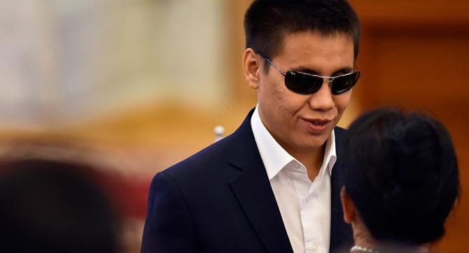 Депутат Д.Бекешев предложил оценить все плюсы и минусы перед введением исламских принципов финансирования &mdash; Tazabek