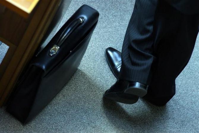 Экономические кадровые перестановки за июль: Экс-следователь ГКНБ стал замглавы ГСБЭП, а завотделом ТЭК Аппарата правительства стал замминистра энергетики &mdash; Tazabek