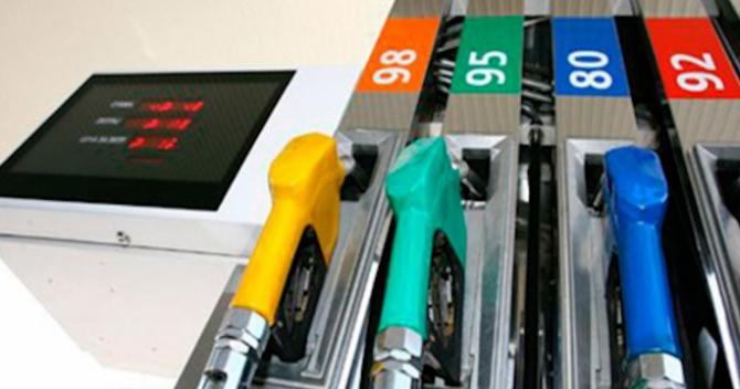 Объем импорта ГСМ в октябре сократился на 52%, - член СД &laquo;Кыргызнефтегаз&raquo; М.Тургунбаев &mdash; Tazabek