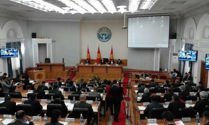 В 2015 году правительство планирует завершить освоение новых орошаемых земель Бургандинского массива &mdash; Tazabek