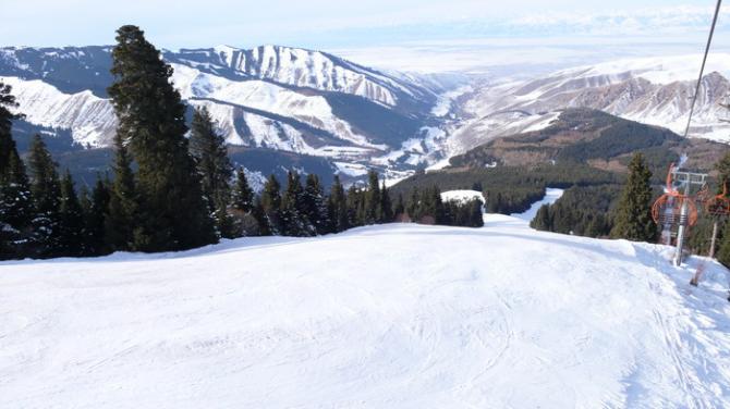 В 2016 году начнется строительство 2 или 3 горнолыжных баз на Иссык-Куле,- премьер &mdash; Tazabek