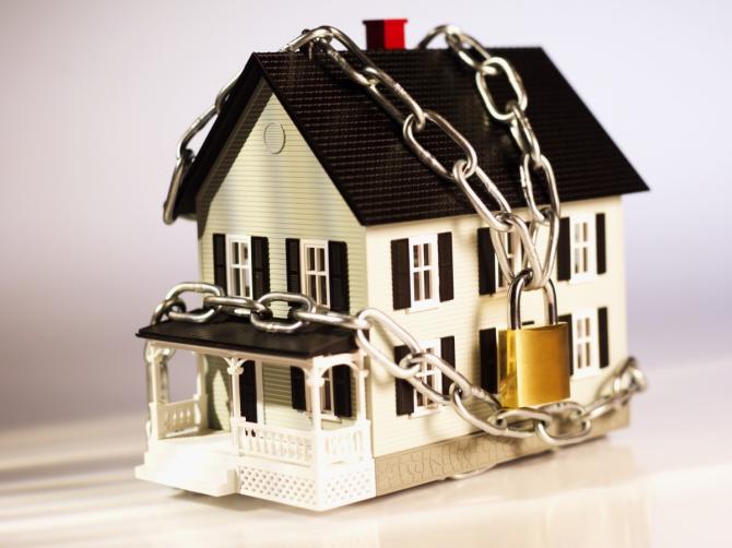 Фото &mdash; Конфискованное имущество Бакиева, Елисеева и Кима &mdash; Tazabek