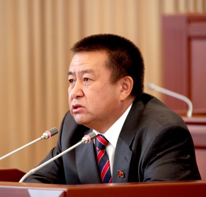 Депутат Ч.Турсунбеков предложил расширить перечень операций НБКР &mdash; Tazabek