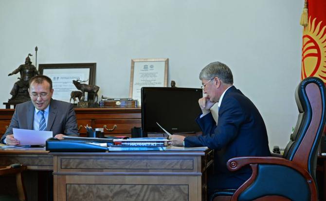 А.Атамбаев отметил важность максимального снижения рисков для экономики КР от внешних шоков &mdash; Tazabek