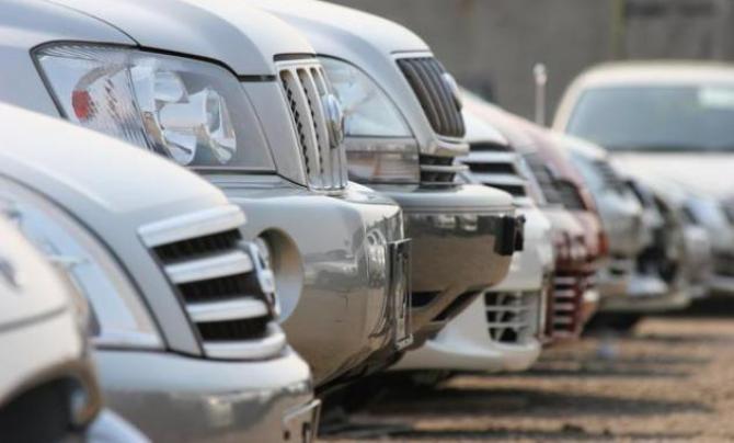 Автомашины, ввезенные в КР из стран ЕАЭС, должны быть сняты с учета и на транзитных номерах, - ГРС &mdash; Tazabek