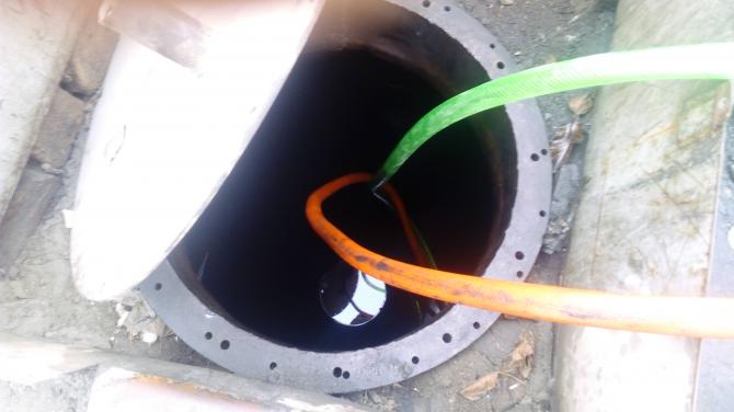 ГСБЭП выявила кустарно оборудованную базу, где аккумулировалось дизтопливо из Казахстана &mdash; Tazabek