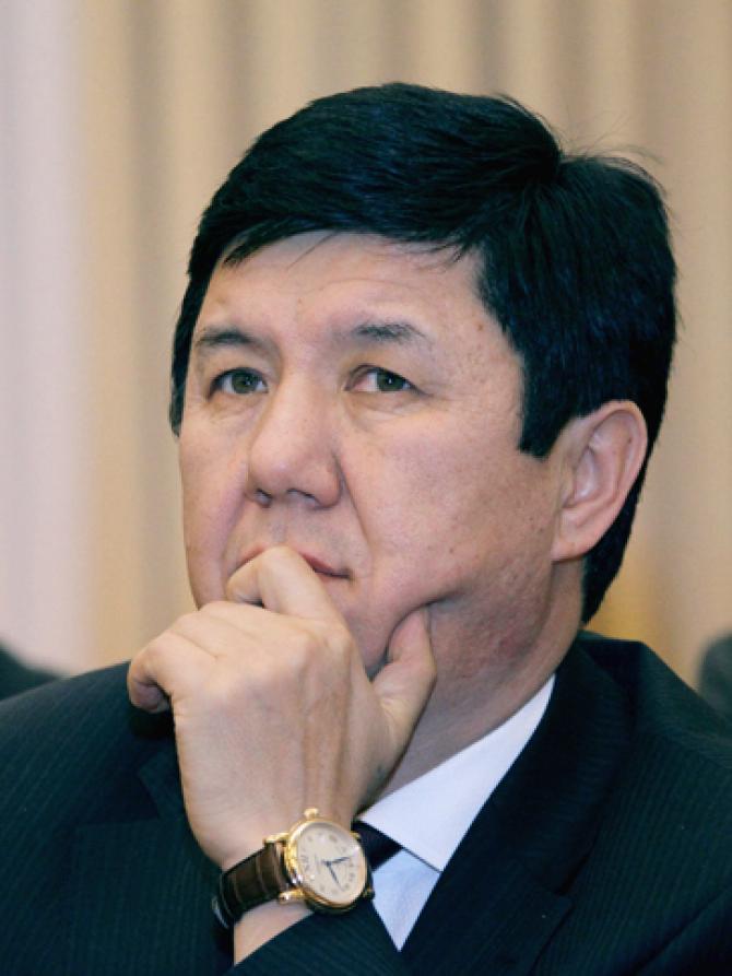 Премьер поблагодарил Жогорку Кенеш за то, что одобрили республиканский бюджет на 2016 год &mdash; Tazabek