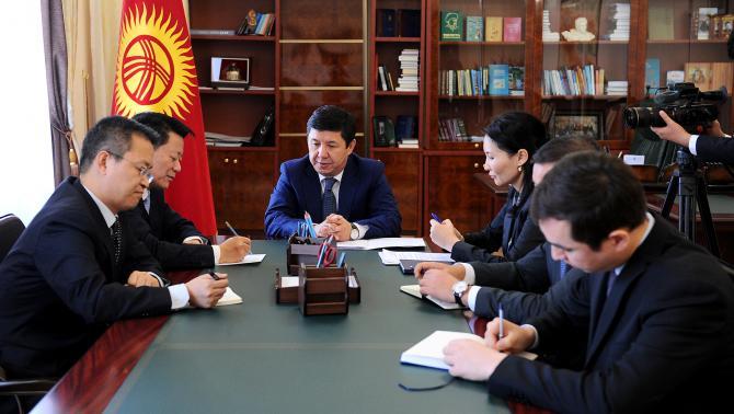 Китай предлагает узкую стандартную ширину колеи железной дороги КНР&mdash;Кыргызстан, - правительство &mdash; Tazabek