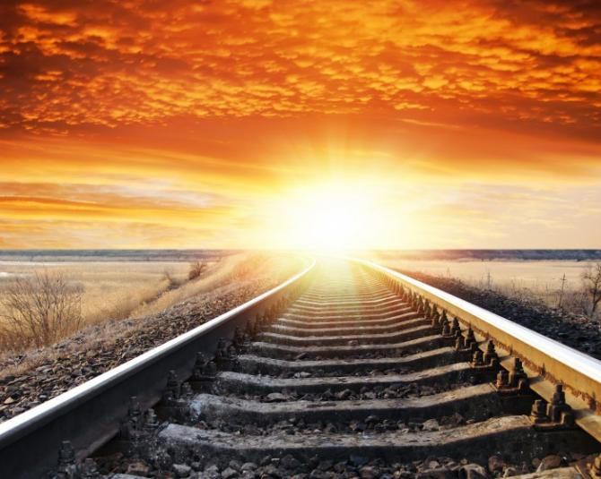 Ежедневно идет работа по вопросу строительства железной дороги Китай&mdash;Кыргызстан&mdash;Узбекистан, - премьер &mdash; Tazabek