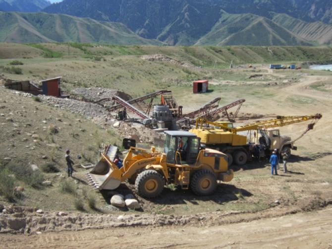 В &laquo;Верхне-Нарынских ГЭС&raquo; рассказали, на что ушли 1,1 млрд сомов за 2013-2014 годы &mdash; Tazabek
