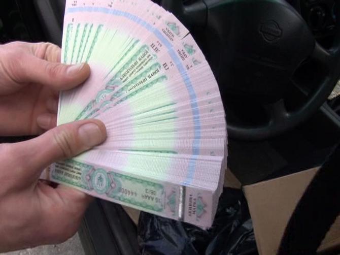 Заявки на изготовление акцизных марок на алкоголь и табак подали три компании &mdash; Tazabek