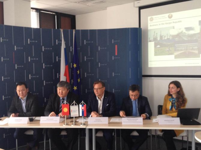 Делегация Кыргызстана провела семинар в Словакии &mdash; Tazabek