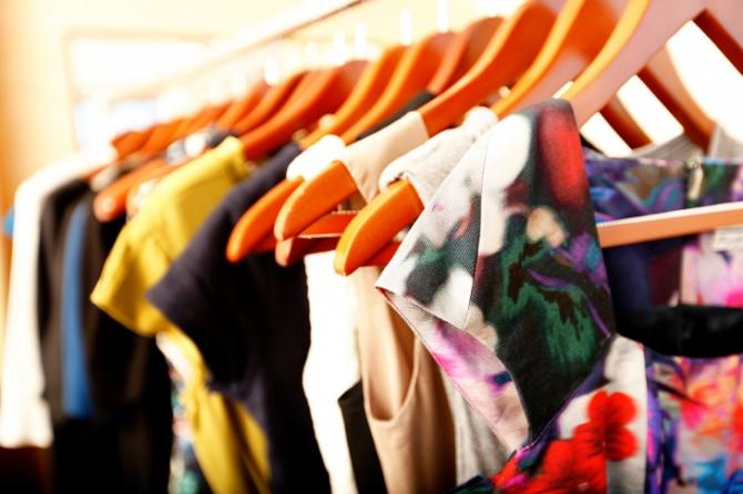 За 8 месяцев Кыргызстан в 1,7 раза сократил экспорт одежды и в 3,3 раза увеличил экспорт обуви &mdash; Tazabek