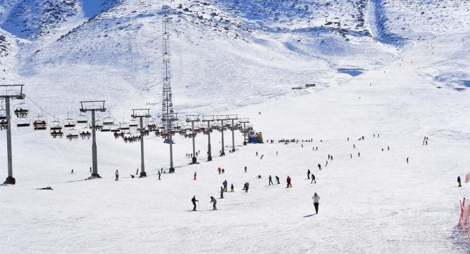 Подержанная канатная дорога, завозимая из Швейцарии или Италии, обходится в $500-600 тыс., - директор горнолыжной базы &mdash; Tazabek