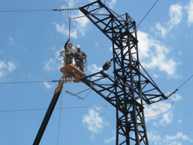 Если сохранить действующие тарифы на электроэнергию до конца года, дефицит финансов составит 9,1 млрд сомов, - Госагентство по ТЭК &mdash; Tazabek