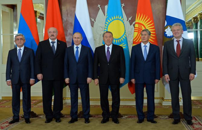 Фото - Президент А.Атамбаев принял участие в заседании глав государств-участников ВЕЭС &mdash; Tazabek