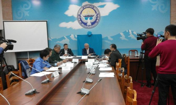 Депутатская комиссия по тендеру на дорогу Балыкчы&mdash;Корумду решила внести на рассмотрение ЖК предложение выразить недоверие Т.Сариеву &mdash; Tazabek