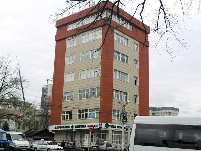 Некоторые стройкомпании строят объекты без доступной для лиц с ограниченными возможностями среды, - замглавы Бишкекглавархитектуры &mdash; Tazabek