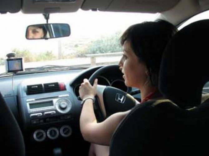 С 3 июня вступает в силу закон о запрете ввоза праворульного транспорта &mdash; Tazabek