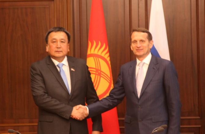 Спикер А.Жээнбеков попросил главу Госдумы С.Нарышкина ускорить ратификацию документов по ЕАЭС &mdash; Tazabek