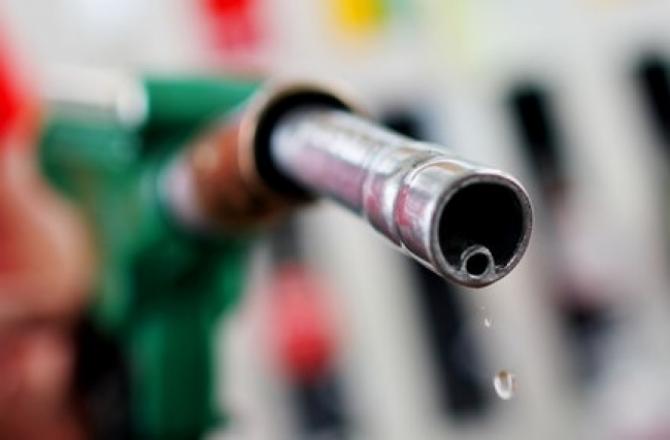 В сентябре госбюджет потерял около 210 млн сомов из-за контрабанды ГСМ, - Минэкономики &mdash; Tazabek