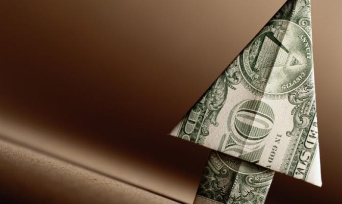 Доллар будет колебаться в пределах 57-60 сомов, - экономист У.Кадыр &mdash; Tazabek