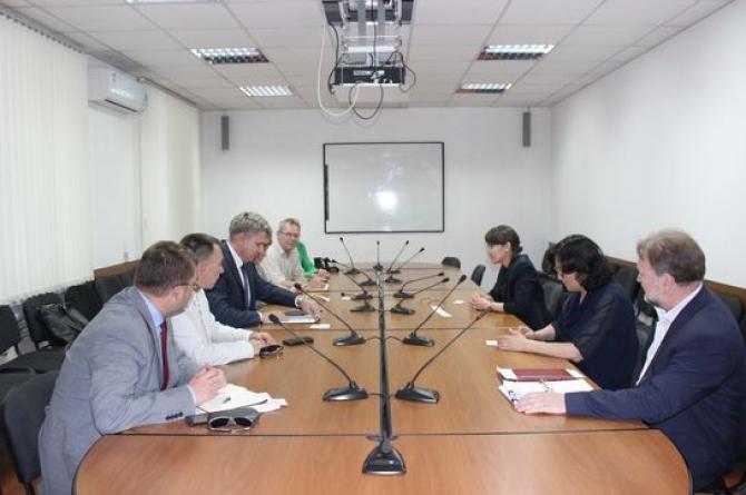 Эстонская академия намерена реализовать в КР проект электронного управления &mdash; Tazabek