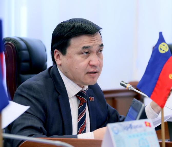 Депутат К.Иманалиев предложил оставить только стратегические госпредприятия, а остальные распродать &mdash; Tazabek