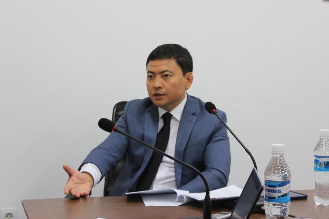 Министр ЕЭК Д.Ибраев рассказал о проблемах и возможных убытках, которые может повлечь зона свободной торговли &mdash; Tazabek