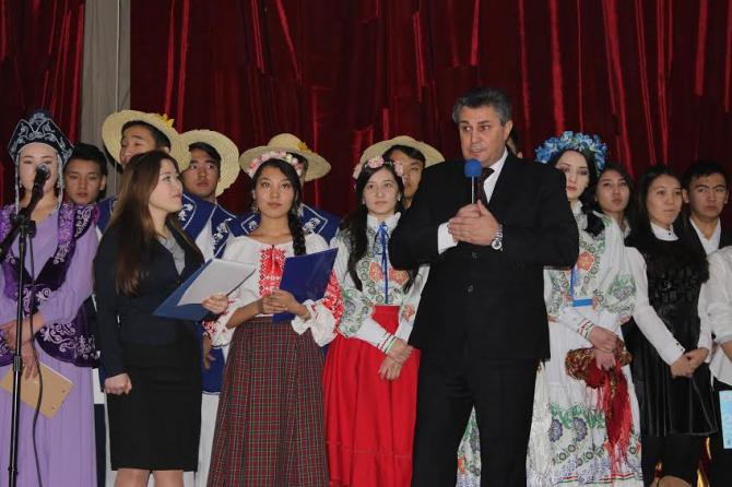 В белорусских тракторах более 60% радиаторов из Кыргызстана, - посол Беларуси в КР &mdash; Tazabek