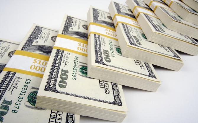 Текущий курс валют в комбанках: Доллар продается по 70-71 сом (таблица) — Tazabek