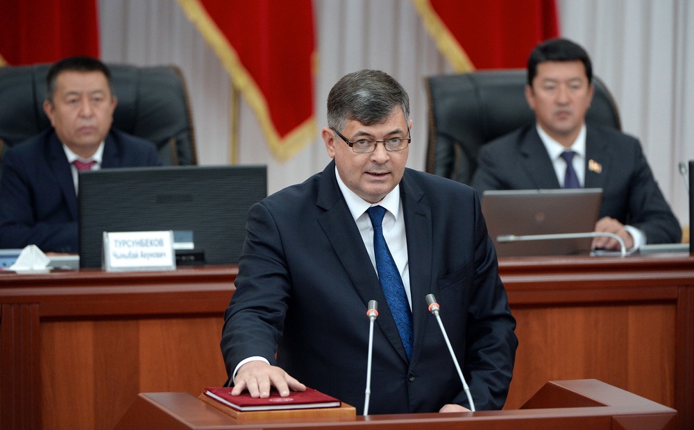 Вице-премьер-министр Олег Панкратов