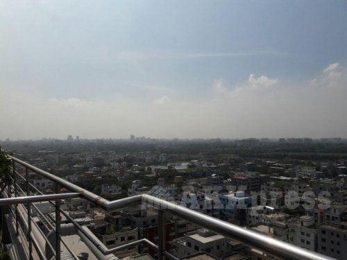 Путешественники в городе Дакки в Бангладеш