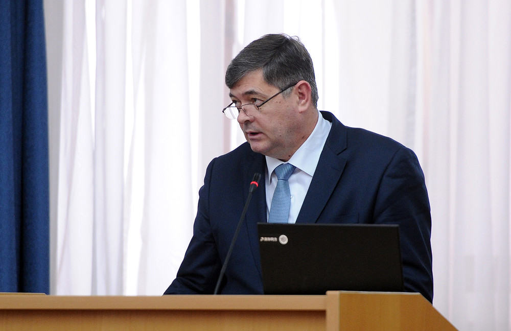 Вице-премьер-министр Олег Панкратов.