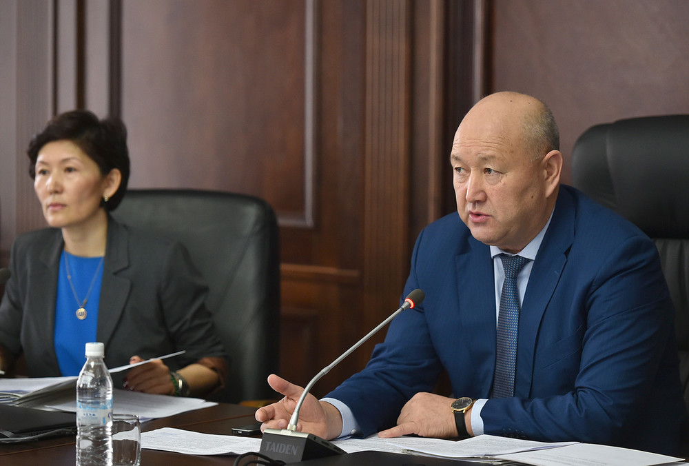 Жеңиш Разаков