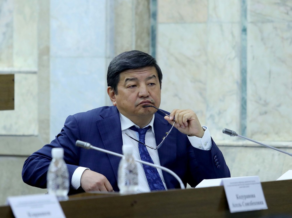 Акылбек Жапаров