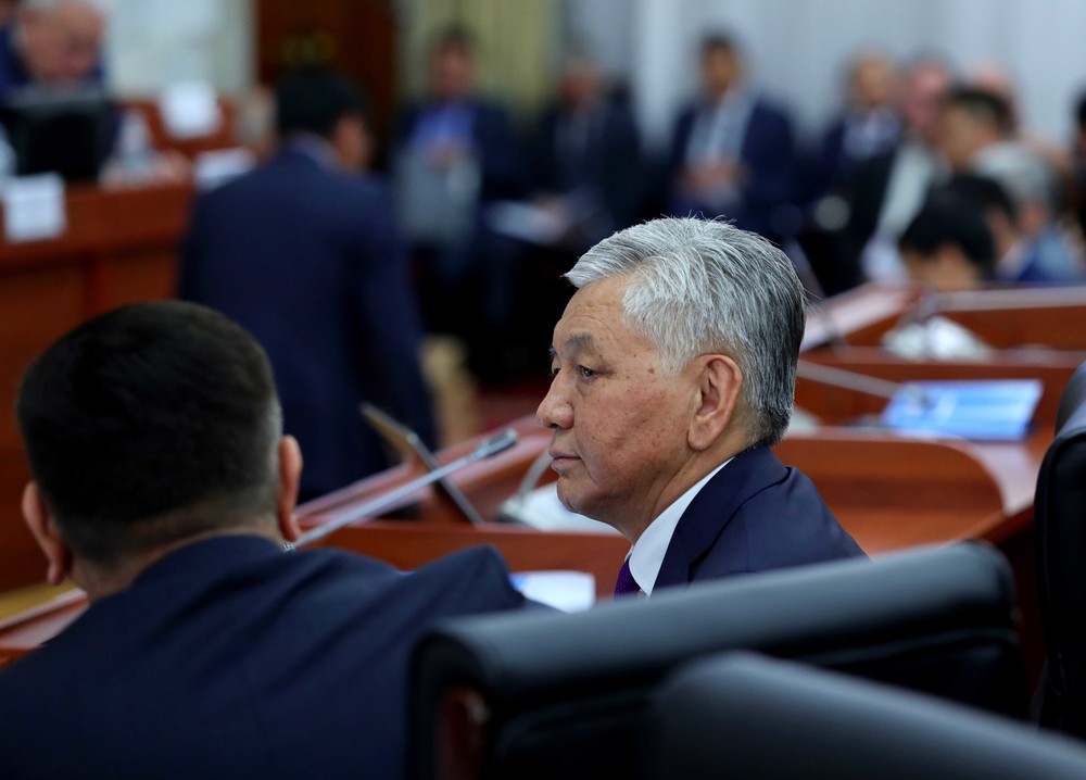 депутат Иса Омуркулов