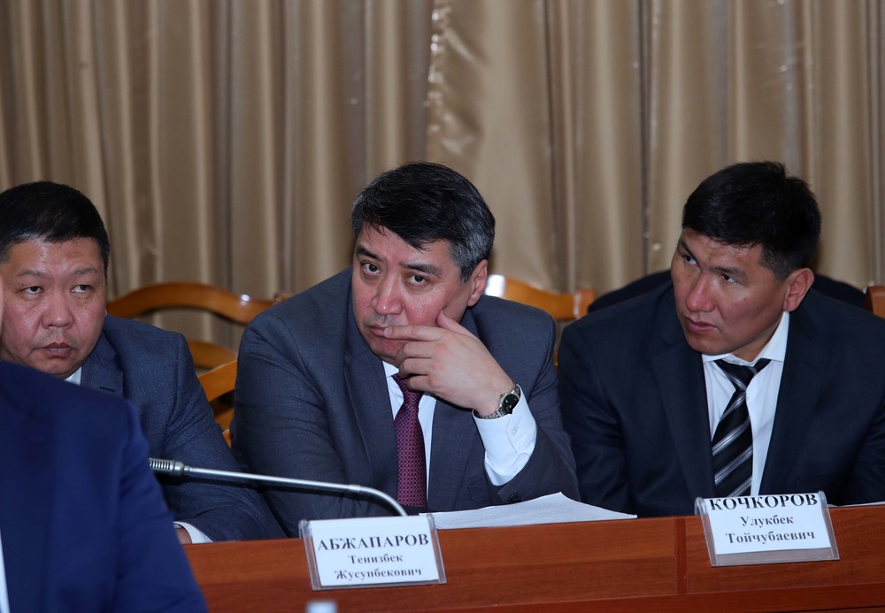 глава Социального фонда Тенизбек Абжапаров