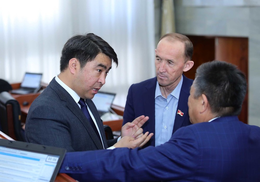 Жогорку Кеңештин депутаттары