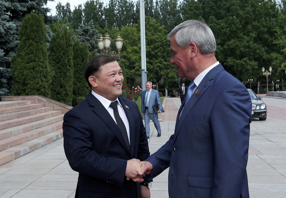 Дастан Жумабеков менен Владимир Андрейченко