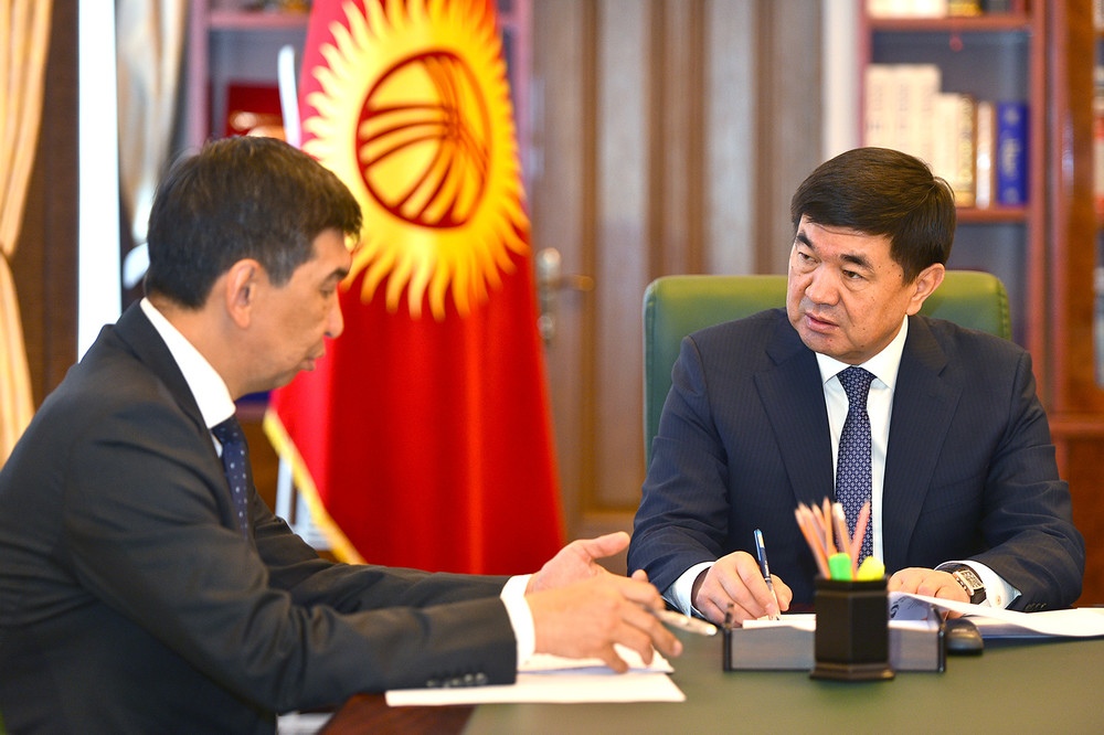 Мухаммедкалый Абылгазиев жана Азиз Суракматов