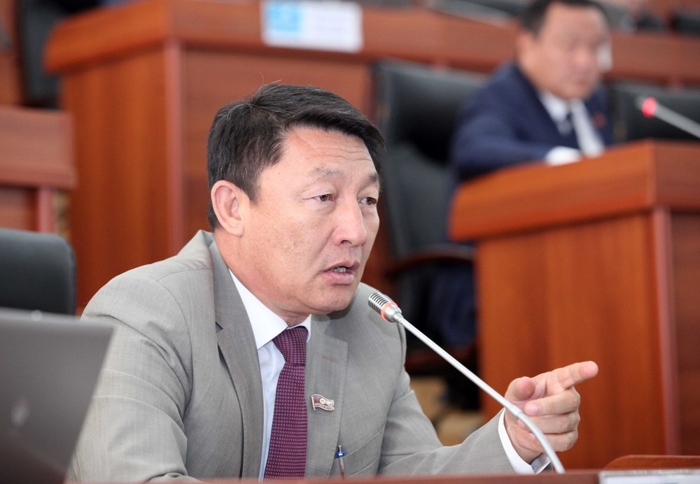 Депутат Кенжебек Бокоев («Республика — Ата Журт»)